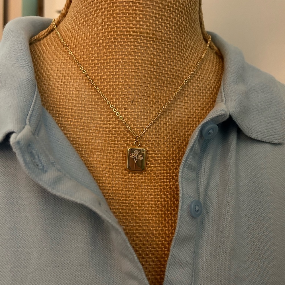 UrGlden February Birth Month Flower Necklace - Picture 5 of 6